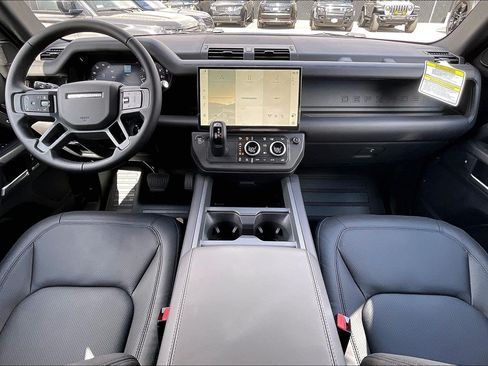 New 2026 Land Rover Defender 130 X-Dynamic SE AWD/4WD image 8