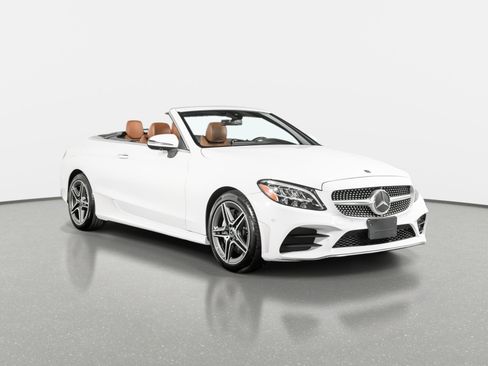 Used 2019 Mercedes-Benz C 300 4MATIC Cabriolet image 4