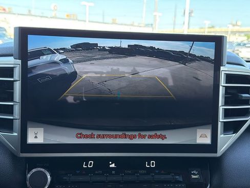 Used 2024 Toyota Tundra Limited w/ Power Package image 26