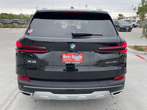 New 2026 BMW X5 xDrive40i w/ Premium Package AWD/4WD image 5
