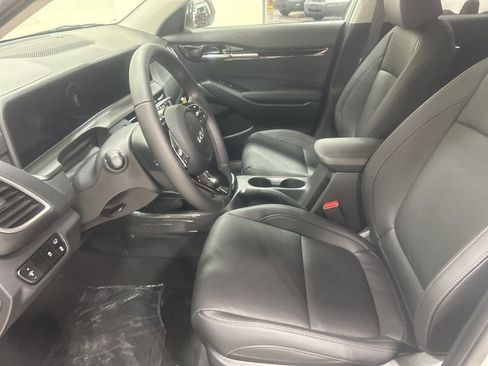 New 2026 Kia Seltos EX image 9