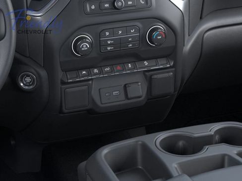 New 2026 Chevrolet Silverado 1500 Custom Trail Boss w/ LPO, Dark Essentials Package AWD/4WD image 34