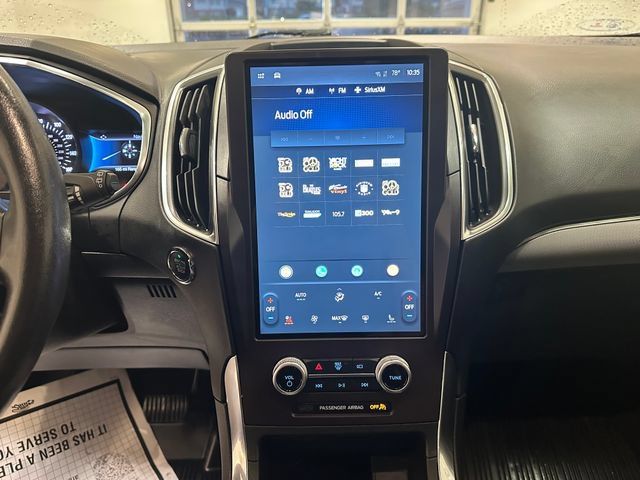 Certified 2021 Ford Edge Titanium AWD/4WD image 11