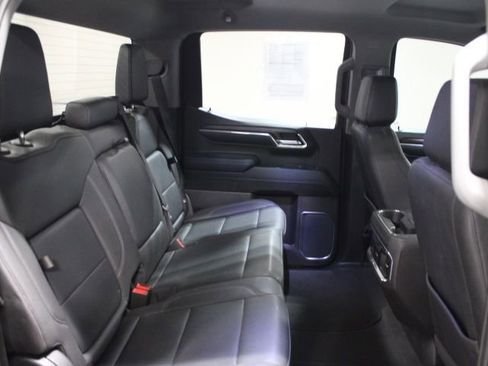 Certified 2024 GMC Sierra 1500 SLT w/ SLT Premium Package AWD/4WD image 31