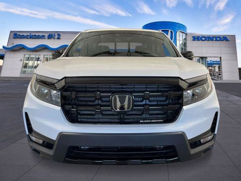 New 2026 Honda Ridgeline Black Edition image 9