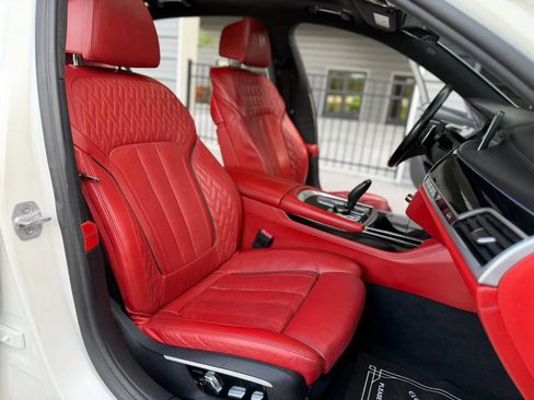 Used 2017 BMW 750i RWD image 14