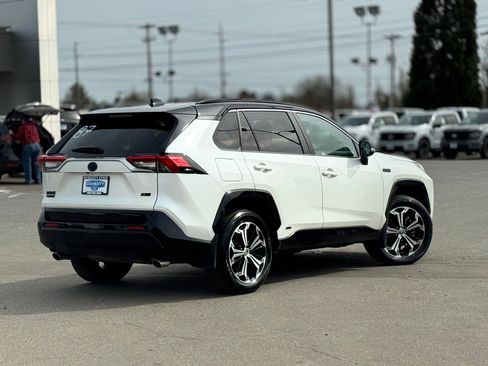 Used 2022 Toyota RAV4 XSE w/ Weather Package image 6