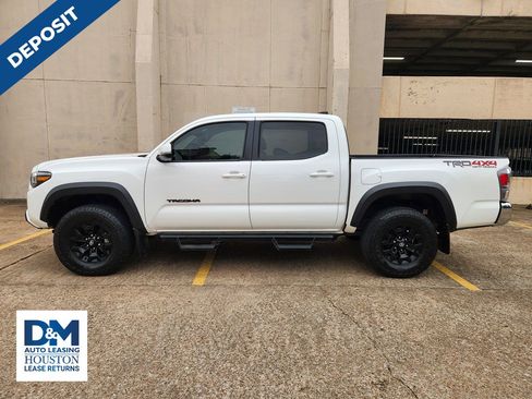 Used 2023 Toyota Tacoma TRD Off-Road image 5