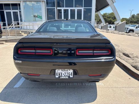 Used 2016 Dodge Challenger SXT w/ Blacktop Package RWD image 6