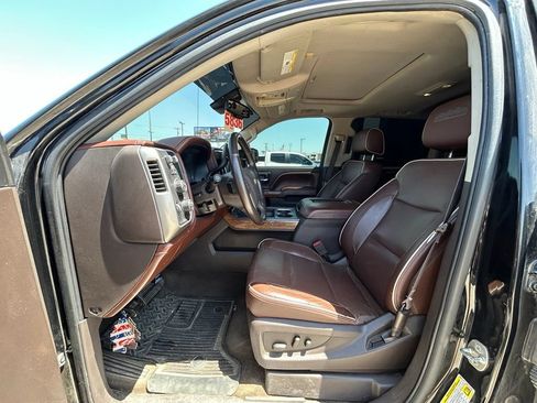 Used 2016 Chevrolet Silverado 1500 High Country w/ High Country Premium Package AWD/4WD image 7