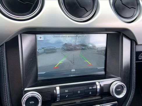 Used 2017 Ford Mustang Premium RWD image 20