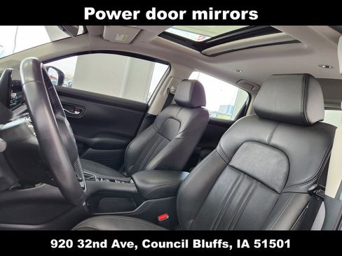 Used 2024 Honda HR-V EX-L image 18