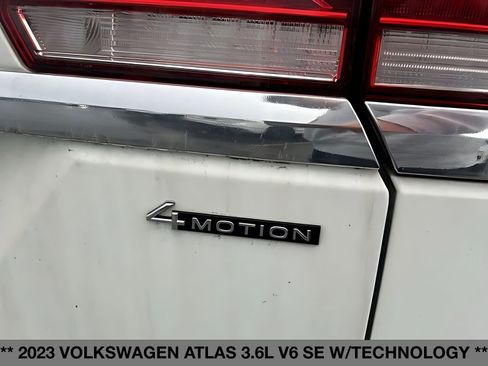 Used 2023 Volkswagen Atlas SE image 13