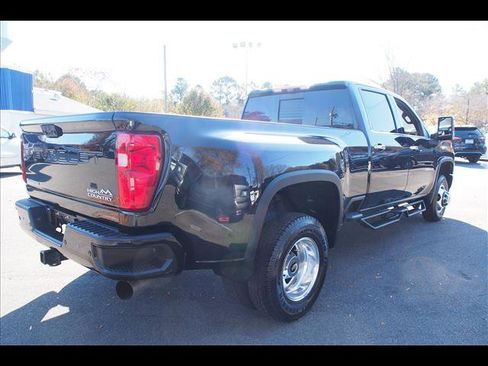 Used 2021 Chevrolet Silverado 3500 High Country image 5