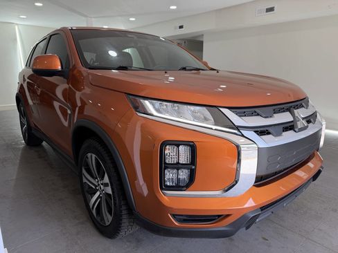 Used 2022 Mitsubishi Outlander Sport SE image 6