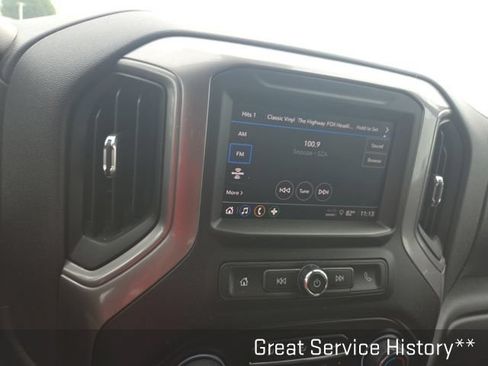 Used 2023 Chevrolet Silverado 1500 Custom AWD/4WD image 13