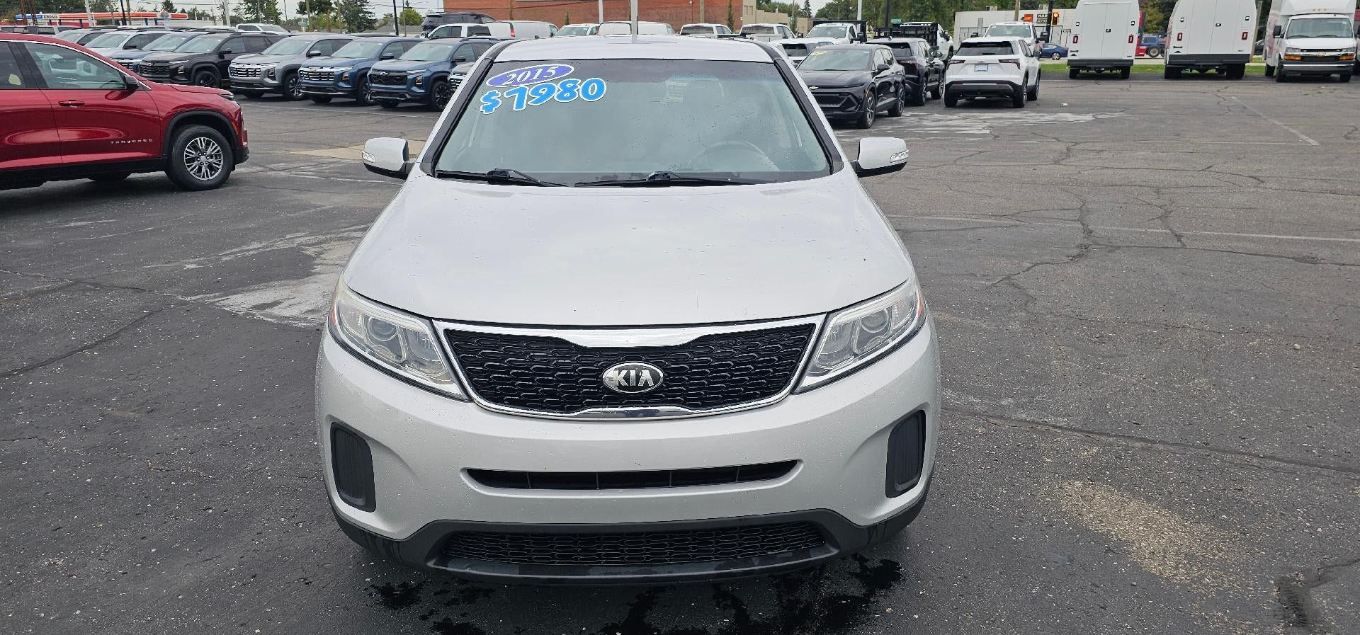 Used 2015 Kia Sorento LX FWD image 2