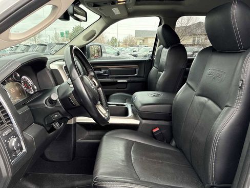 Used 2017 RAM 1500 Laramie w/ Convenience Group image 13