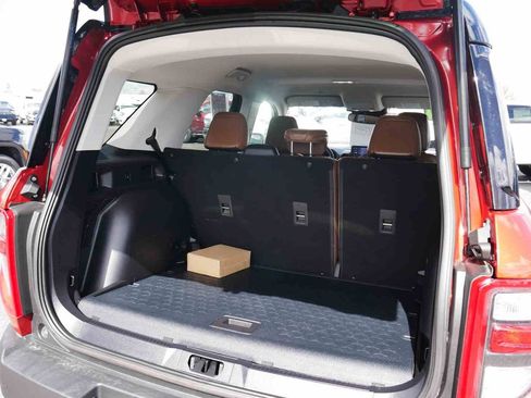 Used 2024 Ford Bronco Sport Outer Banks w/ Tech Package image 9