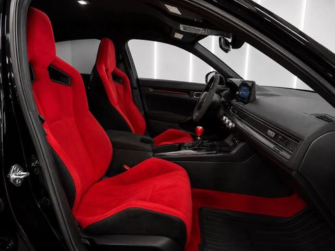 Used 2023 Honda Civic Type R image 21