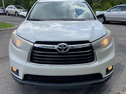 Used 2016 Toyota Highlander XLE AWD/4WD image 14