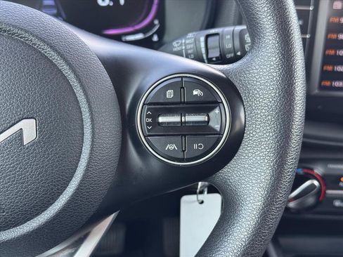 Used 2024 Kia Soul LX w/ Option Group 015 FWD image 13