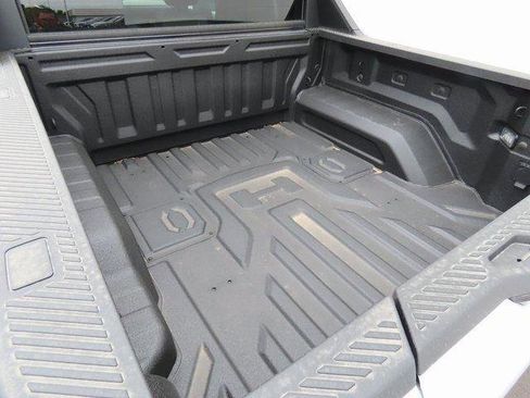 New 2025 GMC Hummer EV 3X w/ Battery Pack, 24 Module Pack image 19