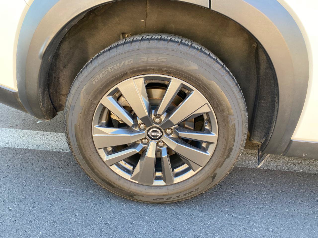 Used 2022 Nissan Pathfinder S FWD image 13