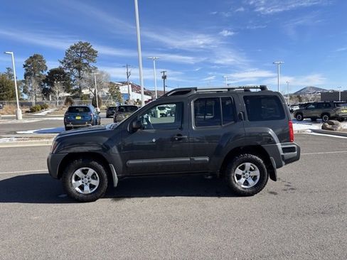 Used 2013 Nissan Xterra S image 6