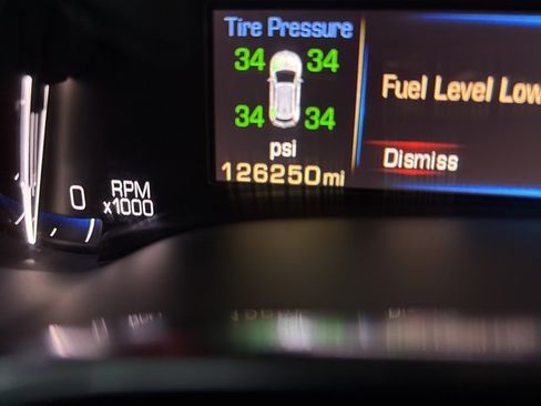 Used 2014 Cadillac SRX Luxury w/ Driver Awareness Package image 28