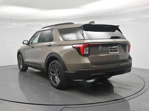 New 2026 Ford Explorer ST-Line w/ ST-Line Street Pack image 31