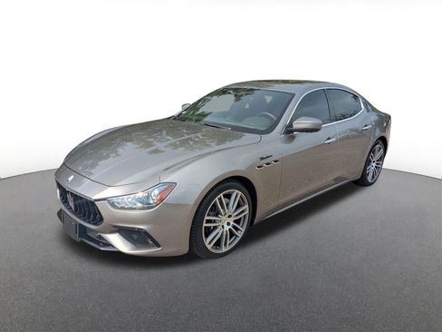 Certified 2022 Maserati Ghibli Modena Q4 image 1