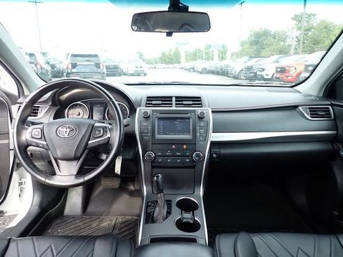 Used 2017 Toyota Camry LE FWD image 20