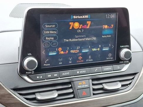 Used 2024 Nissan Altima 2.5 SV image 19