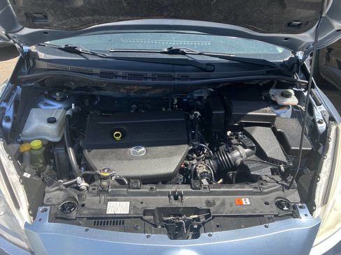 Used 2012 MAZDA MAZDA5 Sport FWD image 25