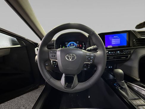 New 2026 Toyota Camry LE w/ Convenience Package FWD image 12