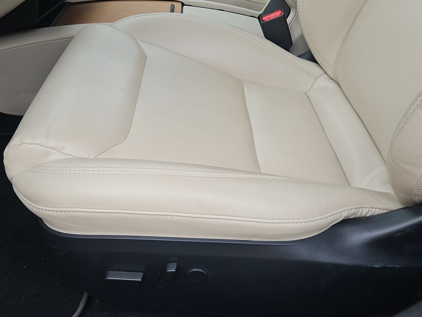 Used 2020 Tesla Model S Long Range AWD/4WD image 28