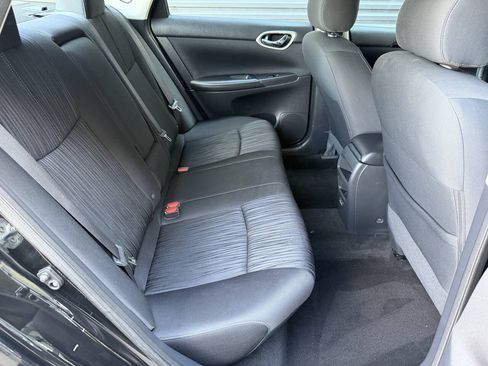 Used 2018 Nissan Sentra SV FWD image 19