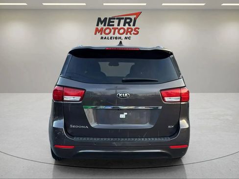 Used 2015 Kia Sedona SX image 6