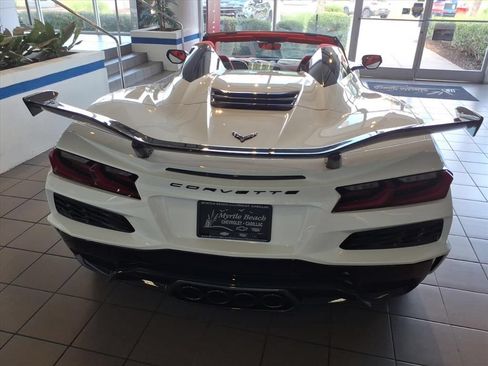 Used 2026 Chevrolet Corvette Z06 RWD image 13