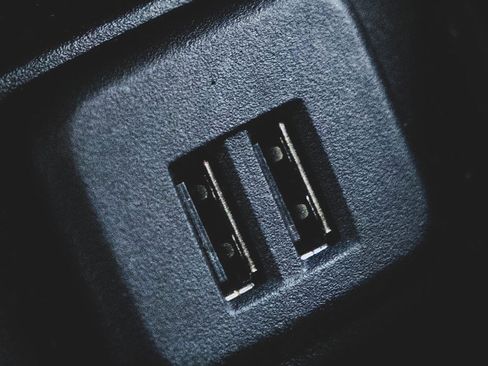 Used 2015 Chevrolet Tahoe LTZ image 8