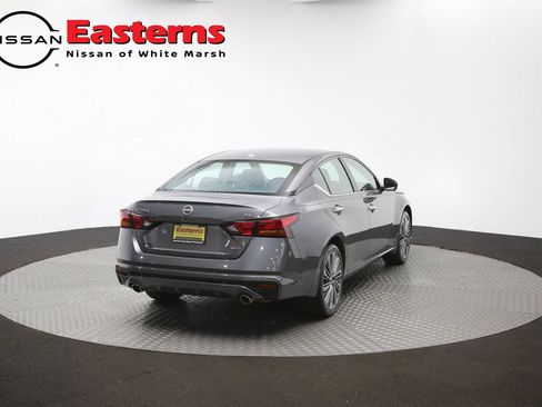 Used 2024 Nissan Altima 2.5 SL AWD/4WD image 39
