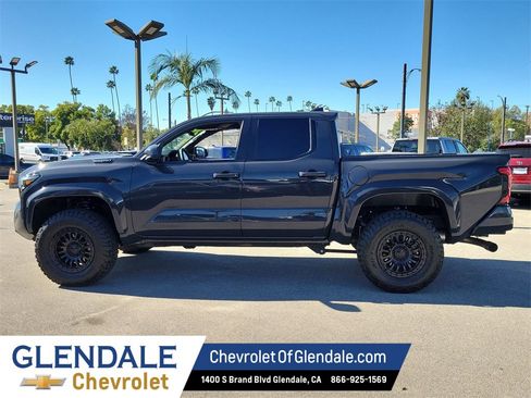 Used 2025 Toyota Tacoma TRD Sport image 15