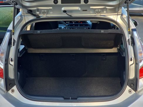 Used 2016 Toyota Prius C Four image 12