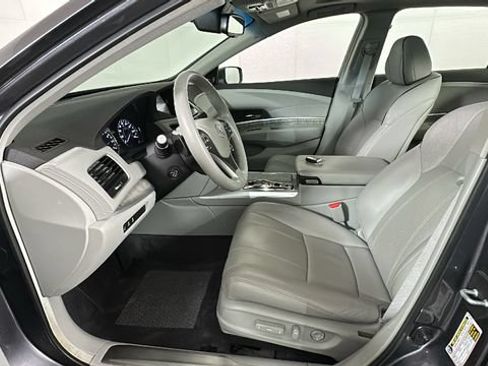 Used 2018 Acura RLX w/ Technology Package FWD image 11