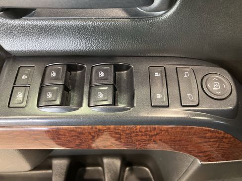 Used 2015 GMC Sierra 1500 SLE w/ SLE Value Package image 12