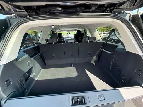 New 2027 Ford Expedition Max Platinum w/ Driver's Package AWD/4WD image 9
