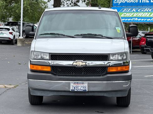 Used 2017 Chevrolet Express 3500 LT w/ LT Preferred Equipment Group image 8