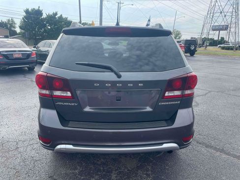 Used 2020 Dodge Journey Crossroad FWD image 6