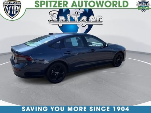Used 2025 Honda Accord SE image 9